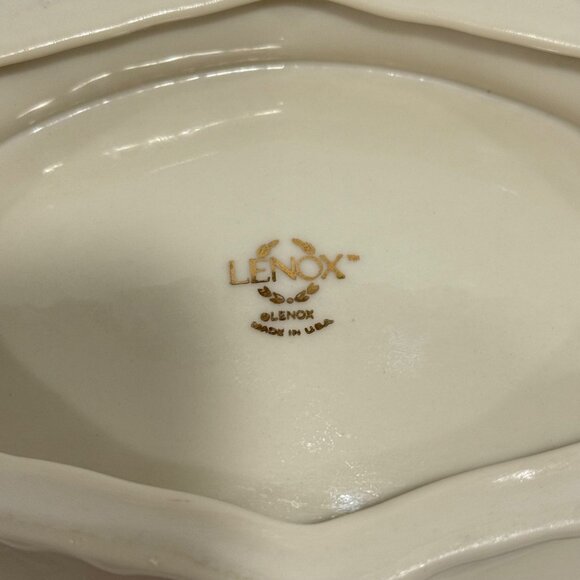 VTG MCM Lenox Scalloped Edge Centerpiece Bowl Ivory 24K Gold Trim Trinket Dish - Picture 9 of 10
